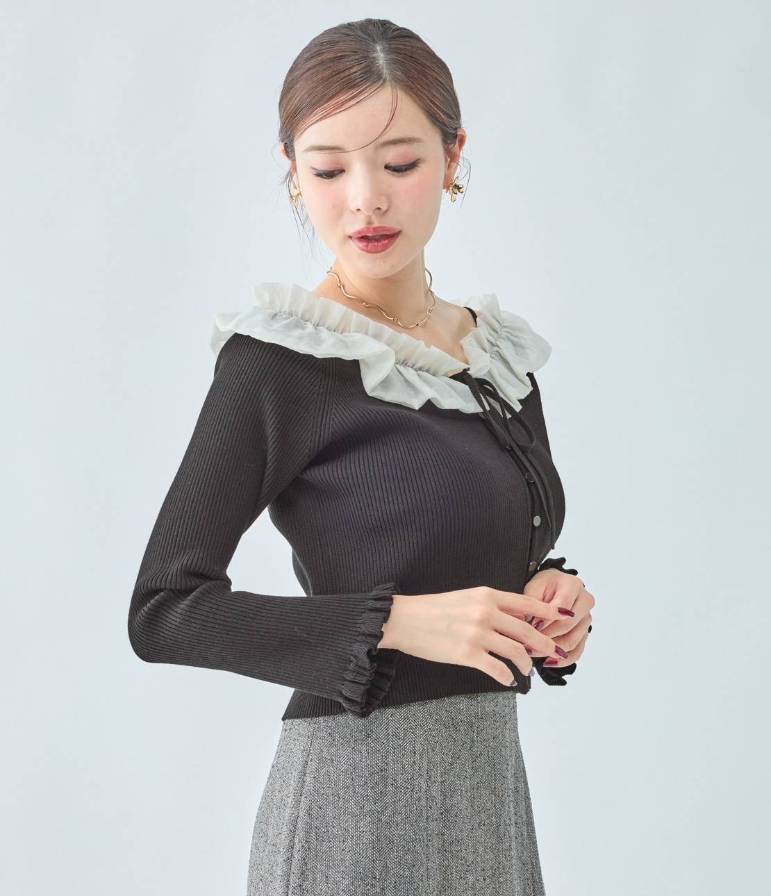 フリルカラーニットトップス(ワンサイズ ブラック): PEACH JOHN