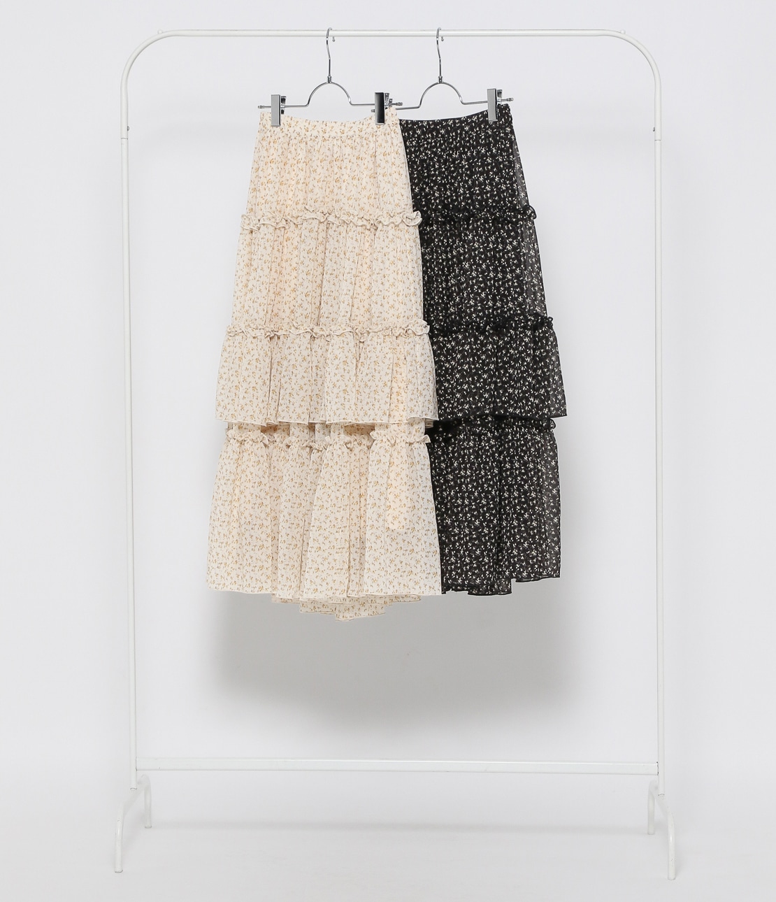 小花柄ティアードスカート(ワンサイズ アイボリー): PEACH JOHN