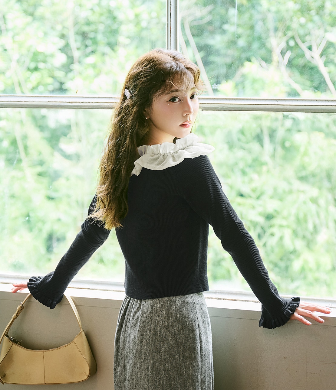 フリルカラーニットトップス(ワンサイズ ブラック): PEACH JOHN