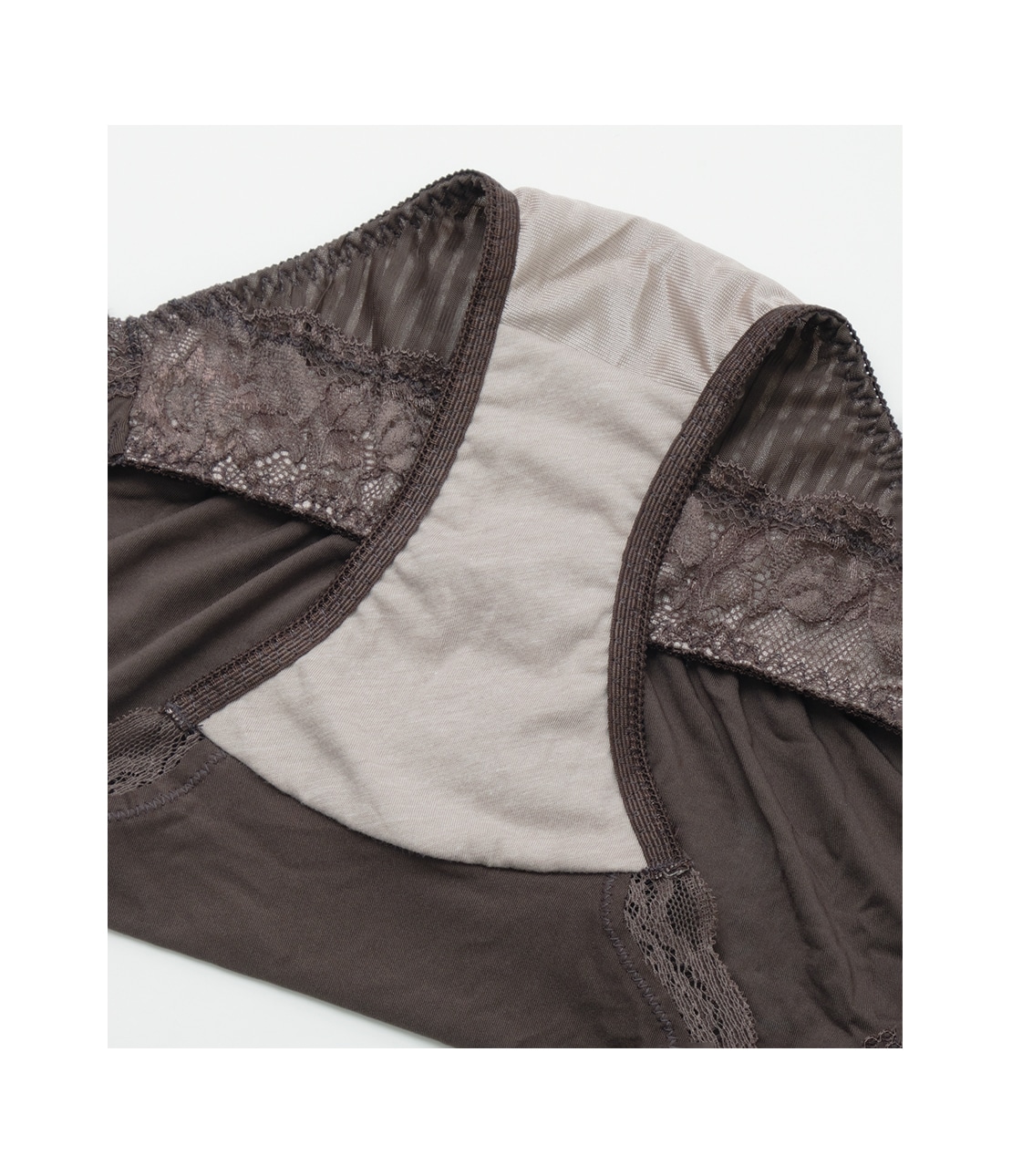 りらこれももちノンワイヤーブラセット(BC65 ホワイト): GiRLS by