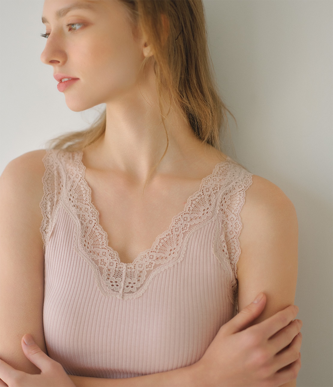 オーガニックコットンリブパデットタンクトップ