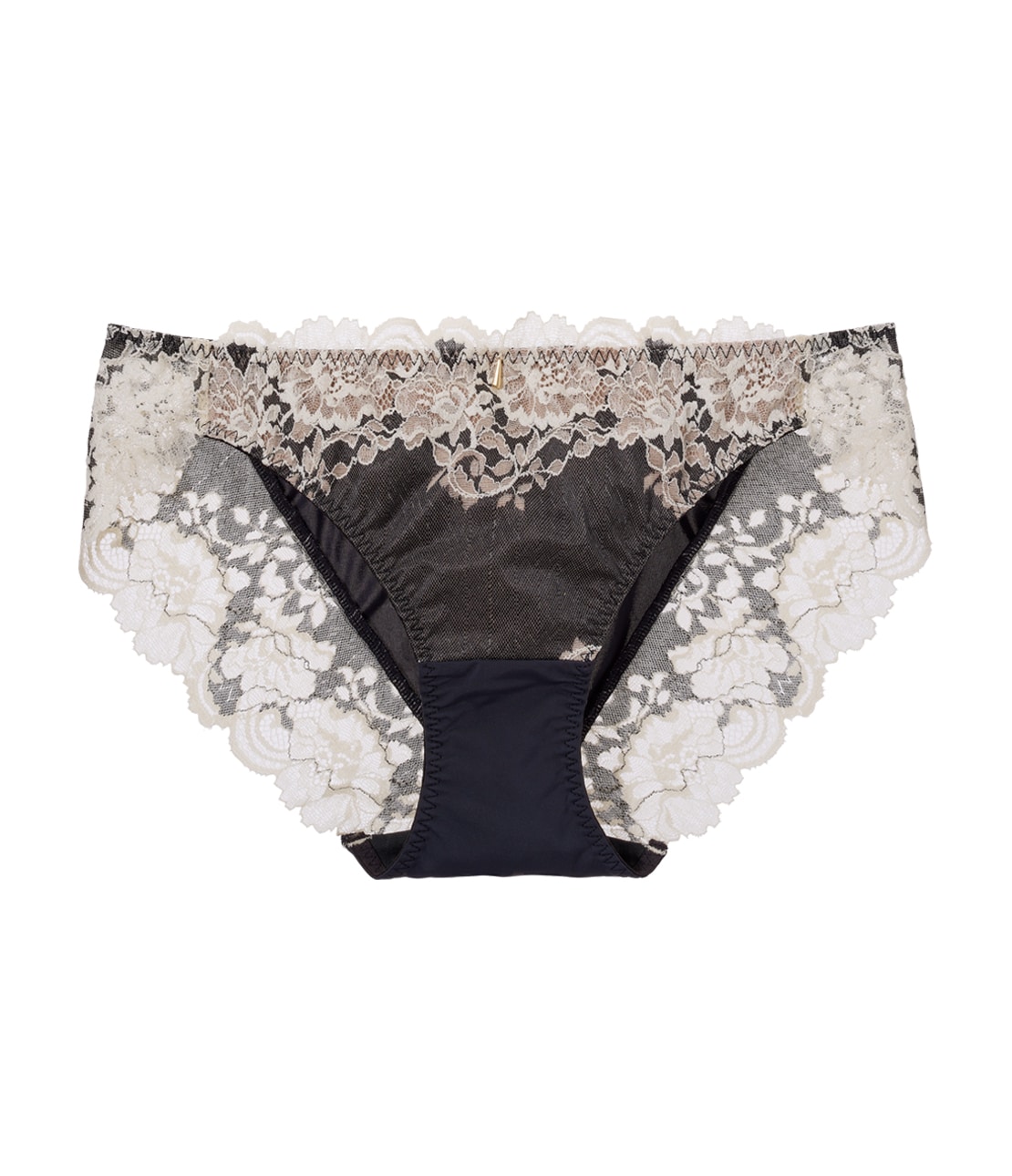 盛れるノンワイヤーペアショーツ