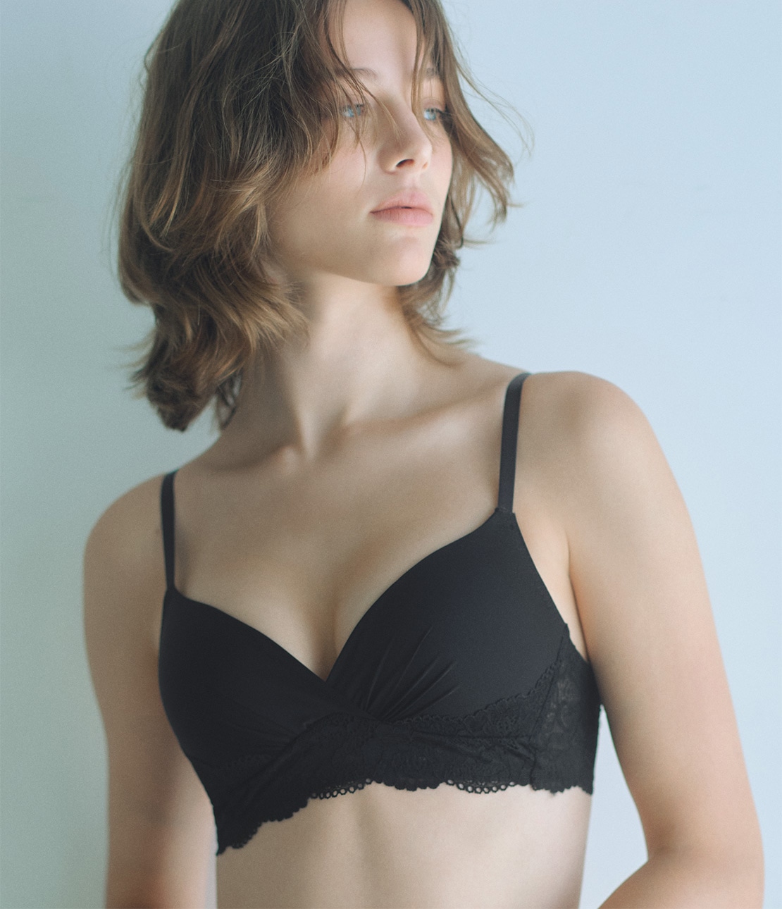 美胸レースフレームノンワイヤーブラ(B65 ブラック): PEACH JOHN