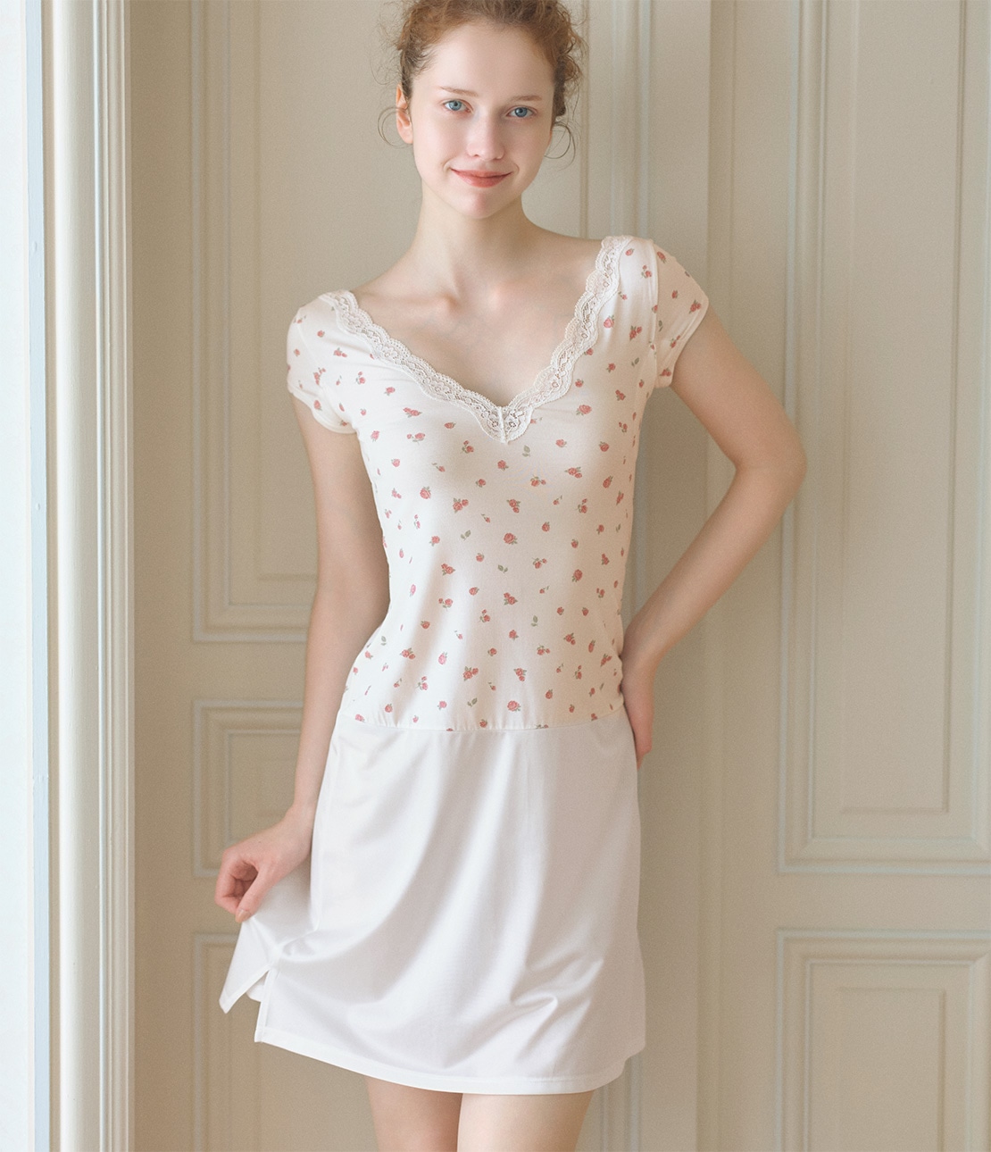 フラワーホワイト