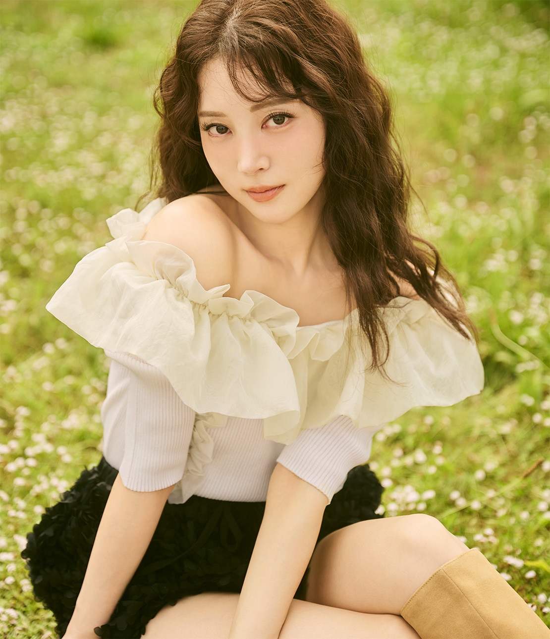 フリルコンビニットトップス
