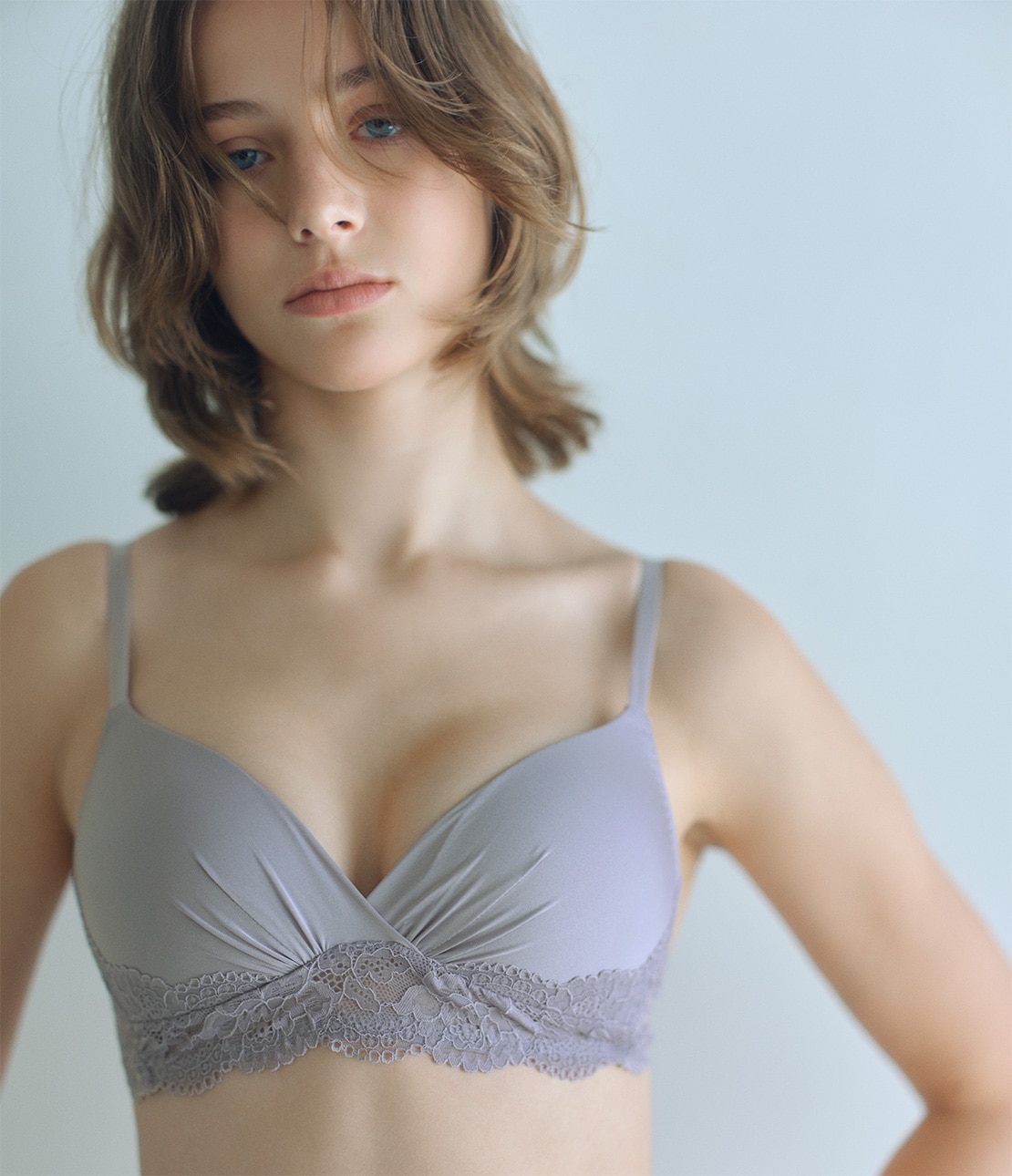 アッシュブルー