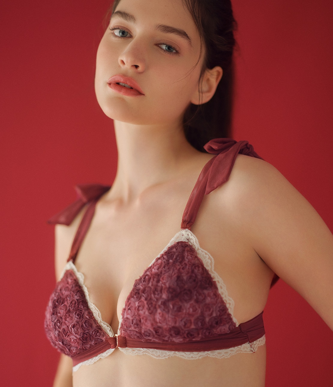 ローズチュールトライアングルノンワイヤーブラ