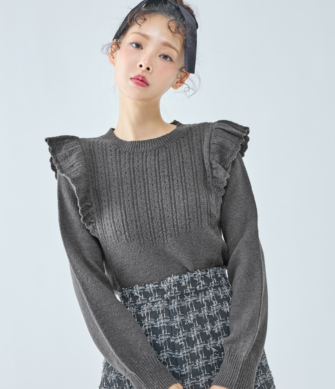 フリルニットプルオーバー