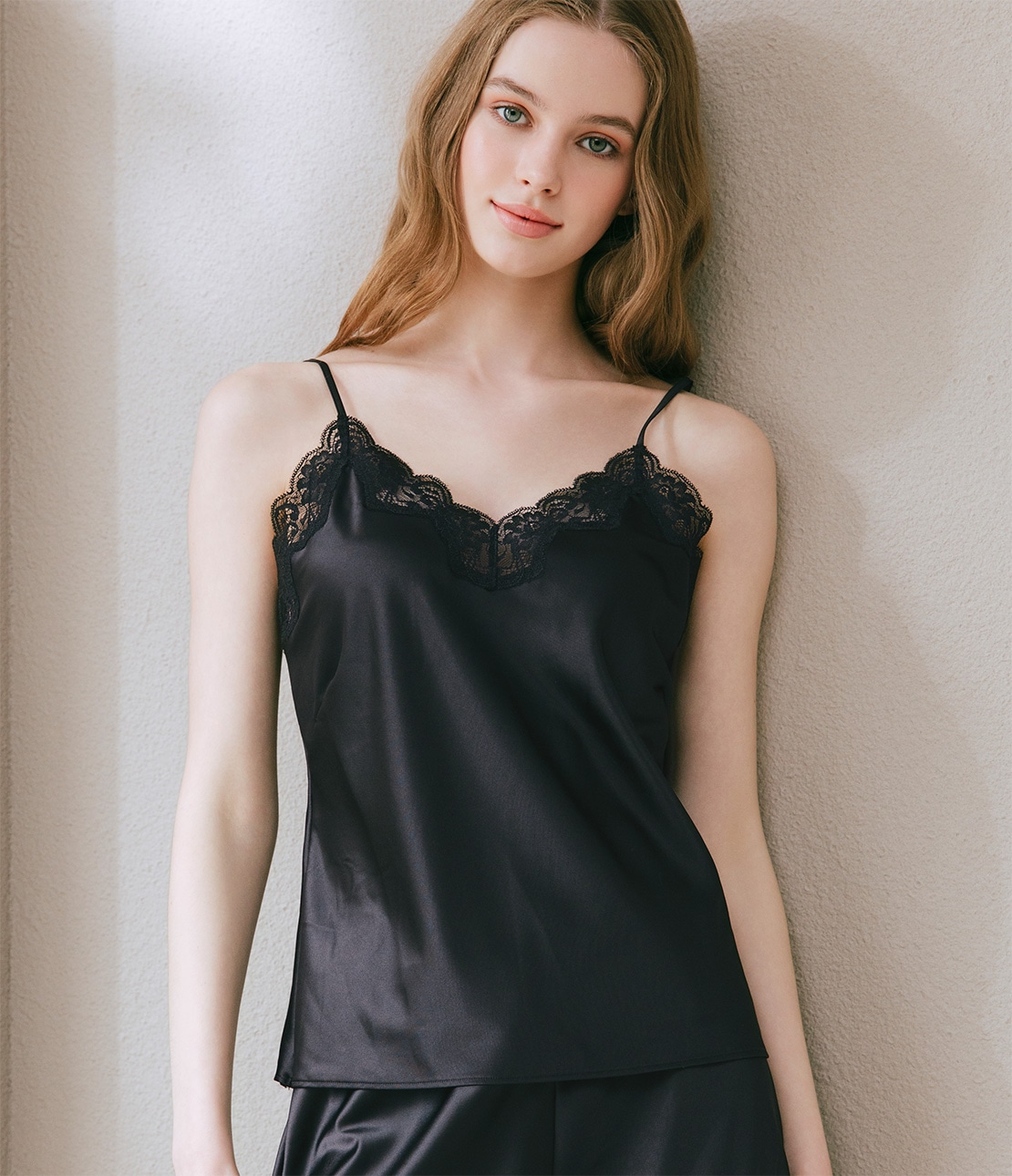【美品】maison de Dolce. ブロッサムキャミソール　ブラック オーガニックコットンレーストリムキャミソール(S/M ブラック): PEACH